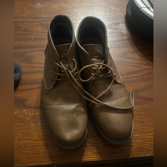 Izod brown booties - Picture 1 of 10